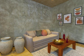 Sunny, Spacious & Amazing Amenities